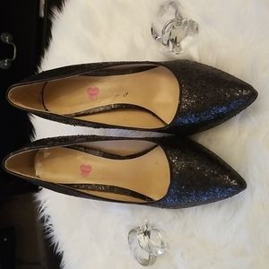 Black sparkly stiletto shoe